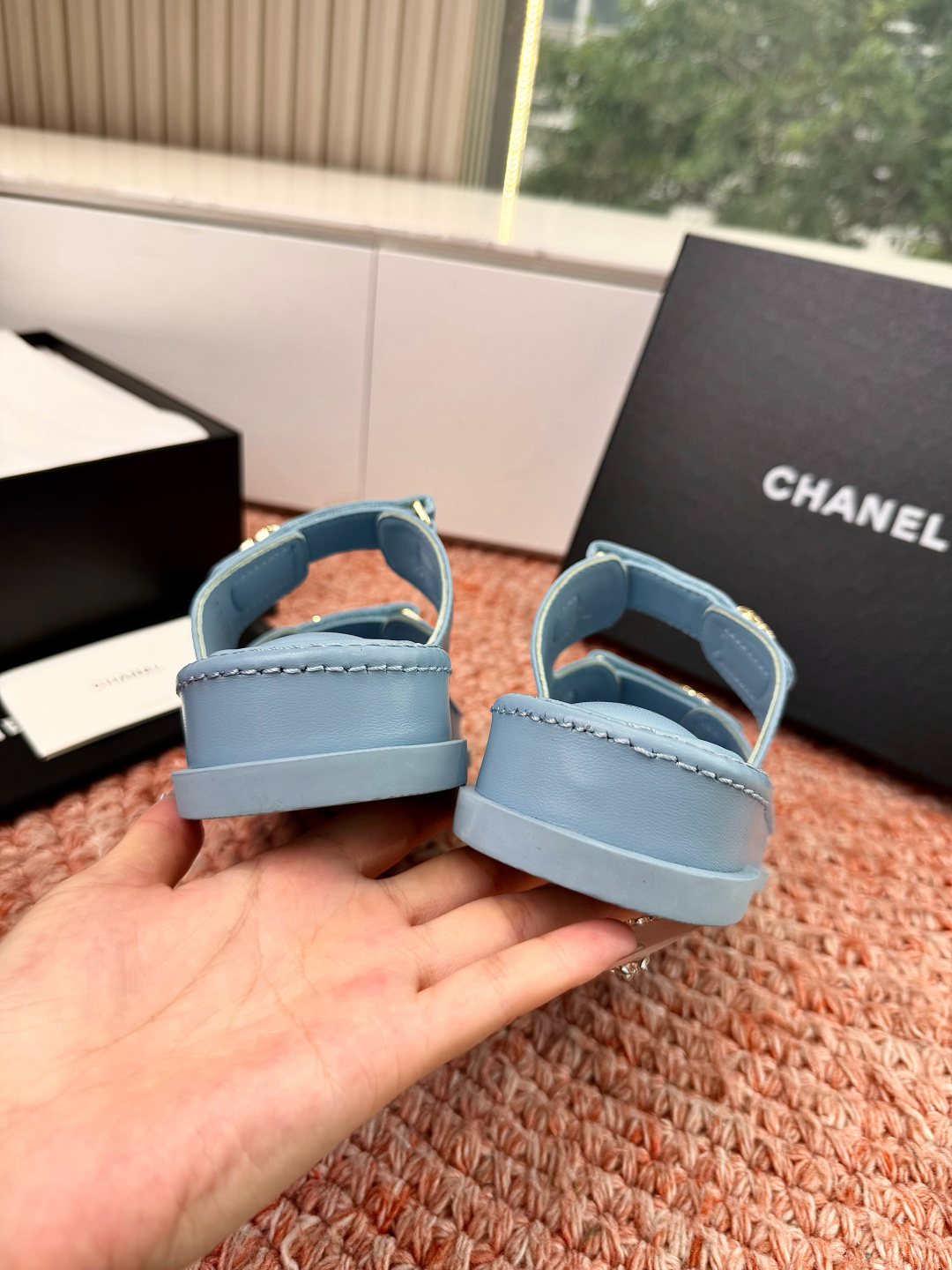 🌾G273顶级Chanel 2026ss小香沙滩凉鞋 顶级专柜品质 每年必入的经典款之一！最新出双C金属