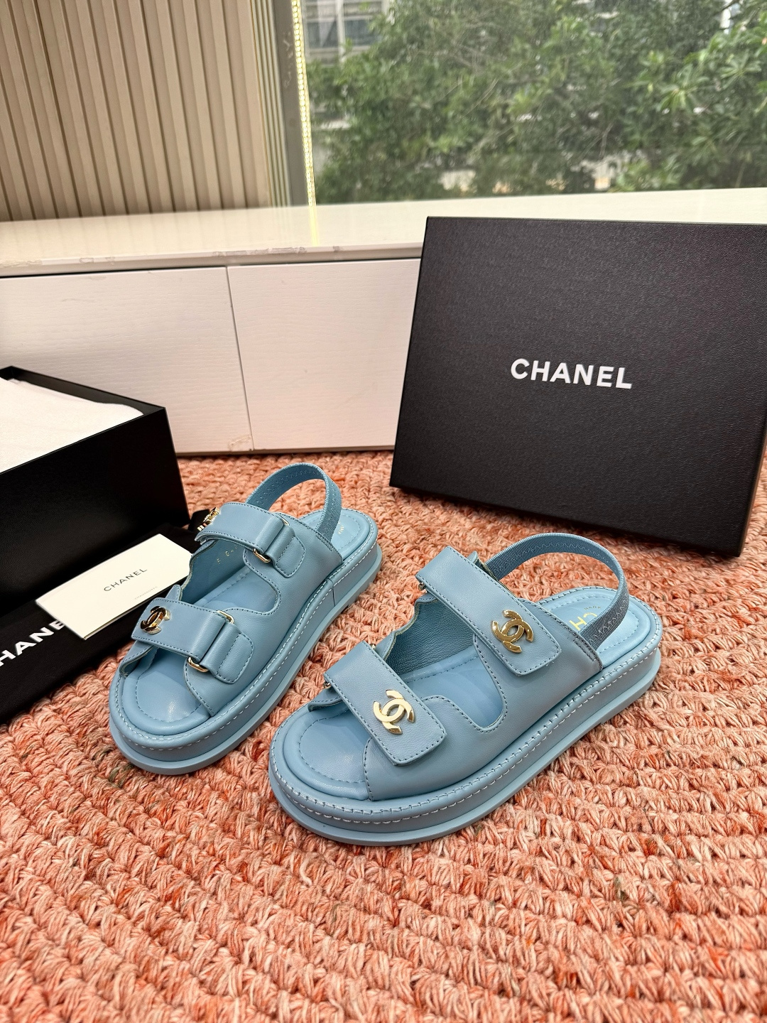 🌾G273顶级Chanel 2026ss小香沙滩凉鞋 顶级专柜品质 每年必入的经典款之一！最新出双C金属