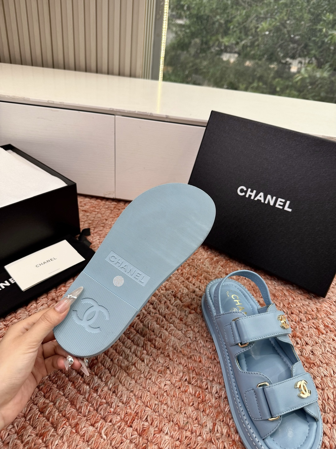 🌾G273顶级Chanel 2026ss小香沙滩凉鞋 顶级专柜品质 每年必入的经典款之一！最新出双C金属