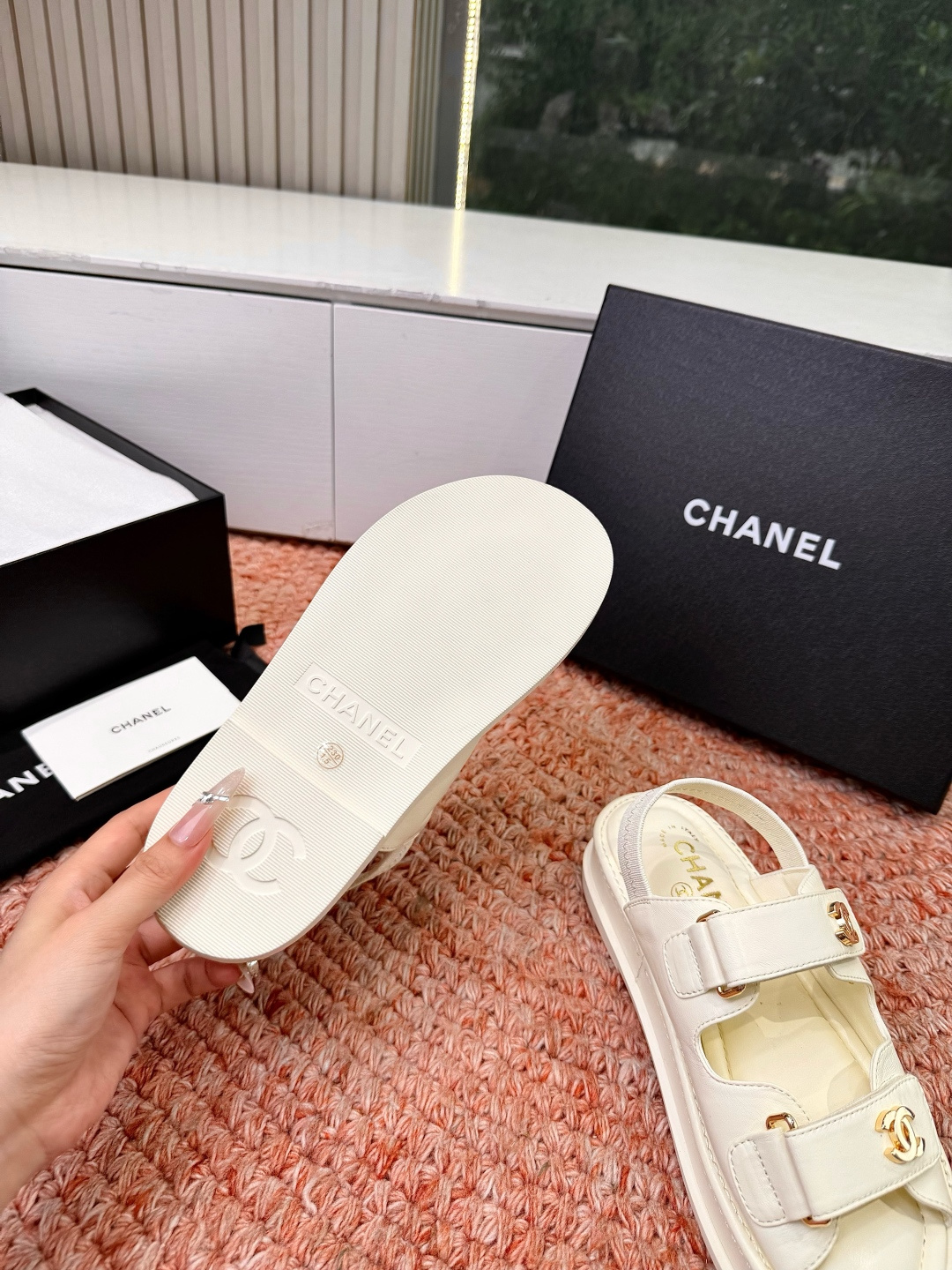 🌾G273顶级Chanel 2026ss小香沙滩凉鞋 顶级专柜品质 每年必入的经典款之一！最新出双C金属