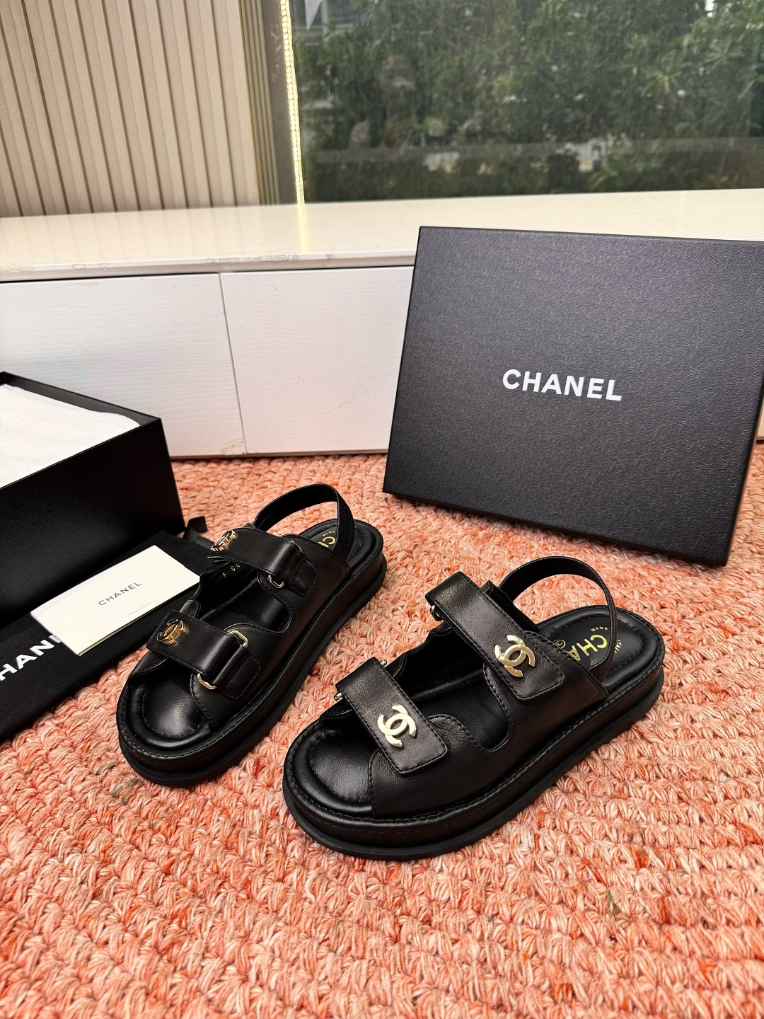 🌾G273顶级Chanel 2026ss小香沙滩凉鞋 顶级专柜品质 每年必入的经典款之一！最新出双C金属