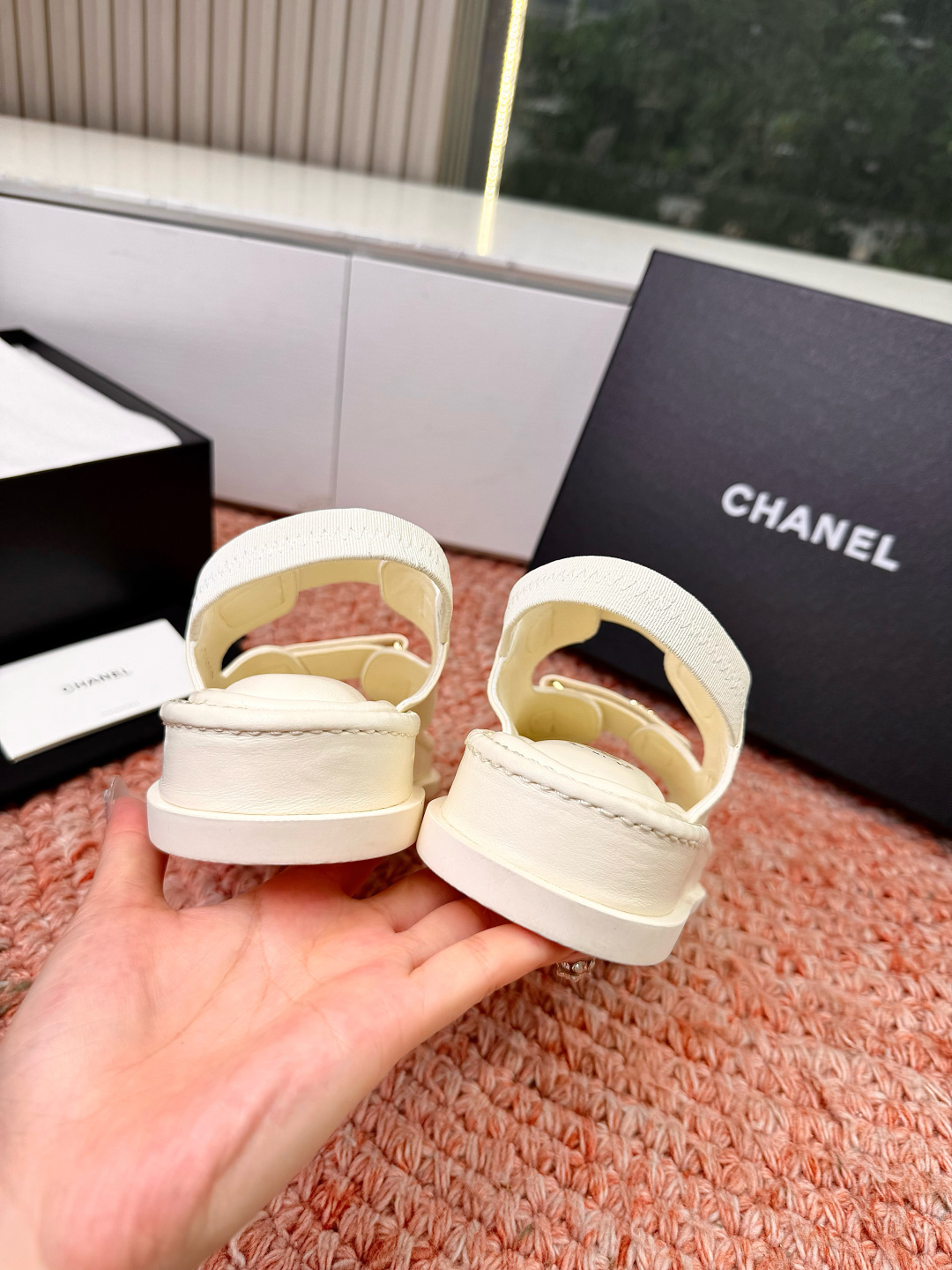 🌾G273顶级Chanel 2026ss小香沙滩凉鞋 顶级专柜品质 每年必入的经典款之一！最新出双C金属