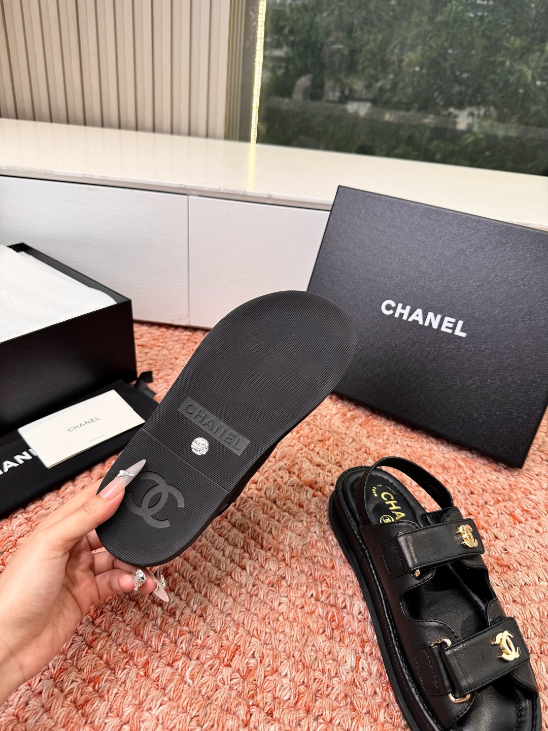 🌾G273顶级Chanel 2026ss小香沙滩凉鞋 顶级专柜品质 每年必入的经典款之一！最新出双C金属