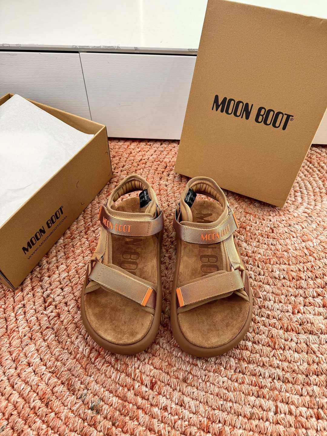 🌾G275顶级品质MOoNBOOT 高奢夏季新款凉鞋 厚底增高气质沙滩凉鞋 原版购入开发 。无法抗拒的精
