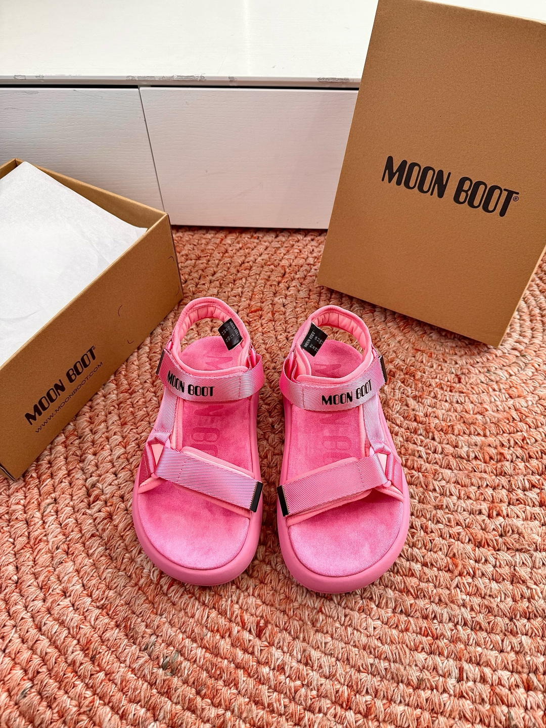 🌾G275顶级品质MOoNBOOT 高奢夏季新款凉鞋 厚底增高气质沙滩凉鞋 原版购入开发 。无法抗拒的精
