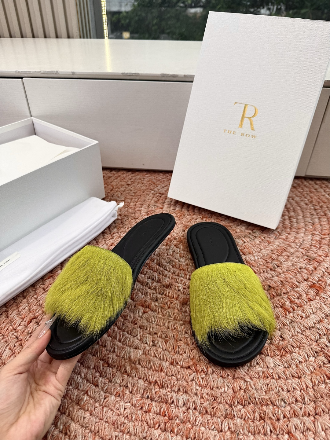 🌾G028所见即所得The row2026新款拖鞋凉鞋看到会做到这么精细、而且对脚的包容性特别强，把脚型