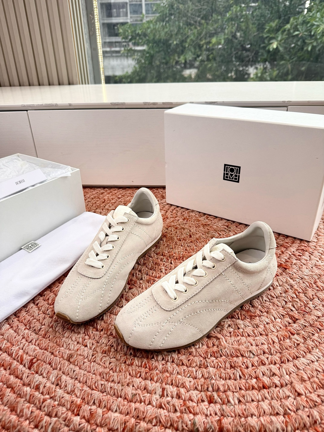 Designer Sneaker