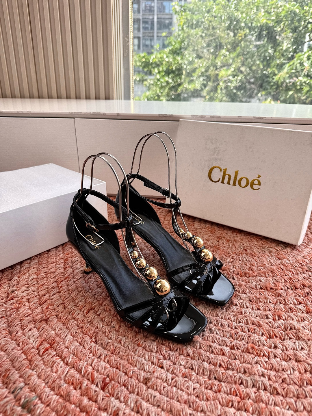 🌾G213顶级品质Chloe 蔻依 2026 春夏新款 方头 交叉T字带 铆钉 高跟 凉鞋 单鞋Chlo