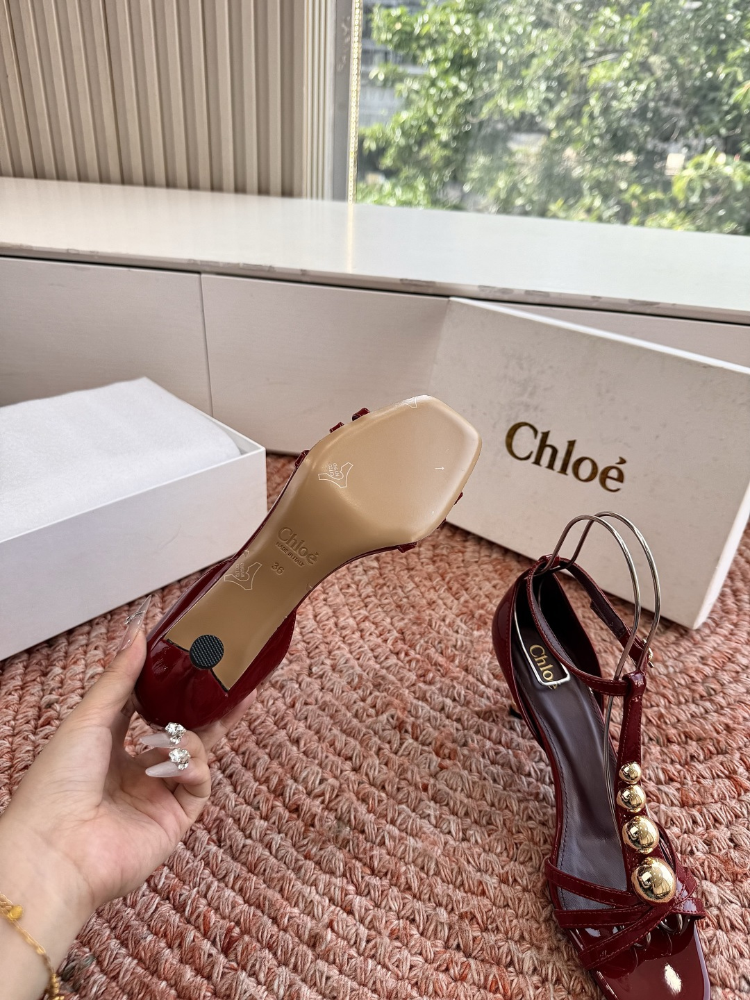 🌾G213顶级品质Chloe 蔻依 2026 春夏新款 方头 交叉T字带 铆钉 高跟 凉鞋 单鞋Chlo