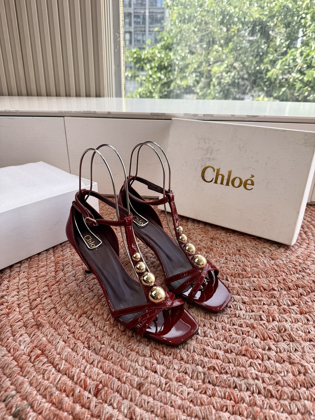 🌾G213顶级品质Chloe 蔻依 2026 春夏新款 方头 交叉T字带 铆钉 高跟 凉鞋 单鞋Chlo