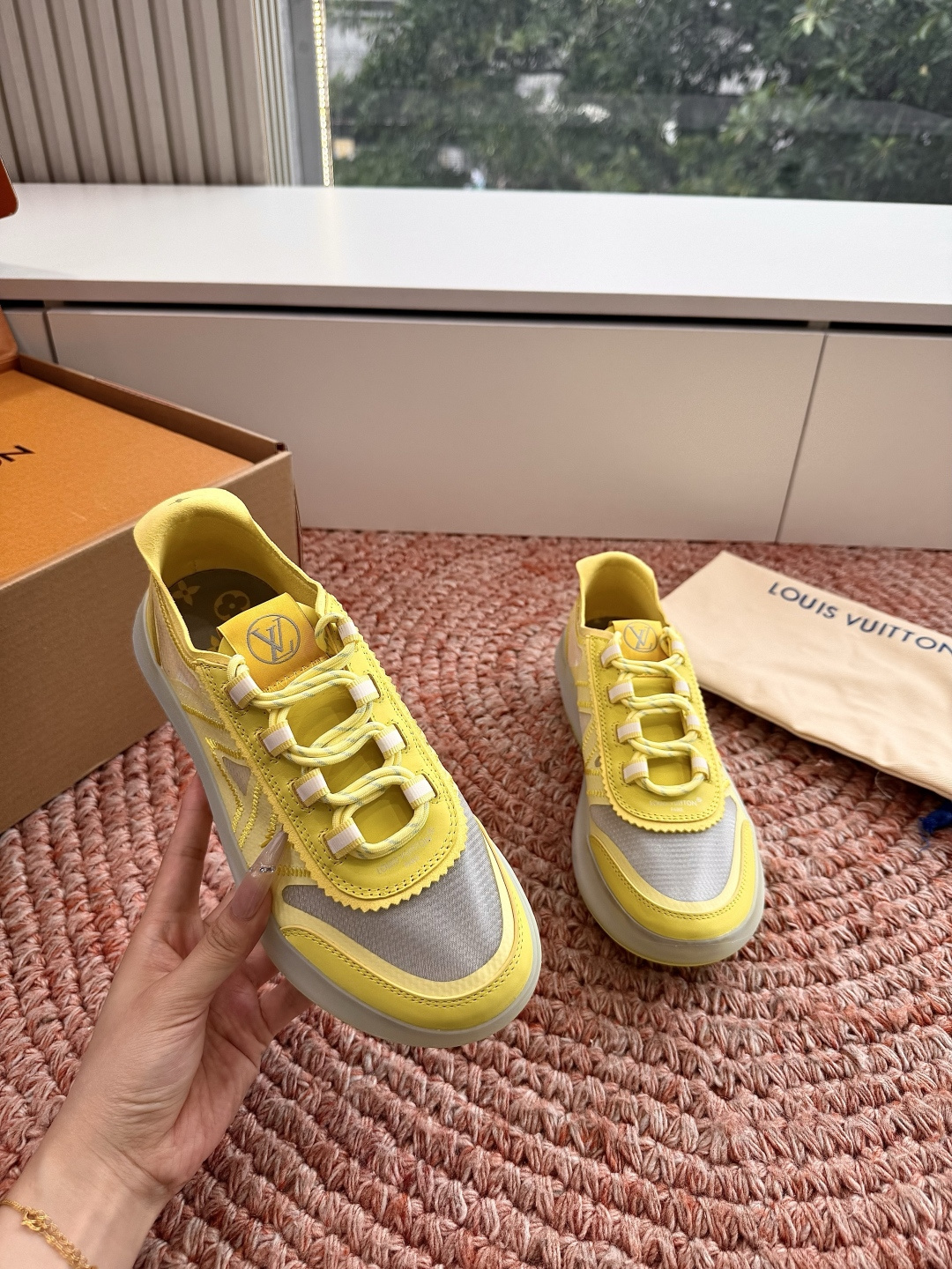 Designer Sneaker