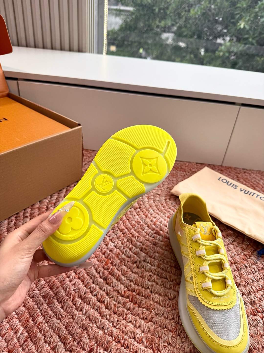 Designer Sneaker