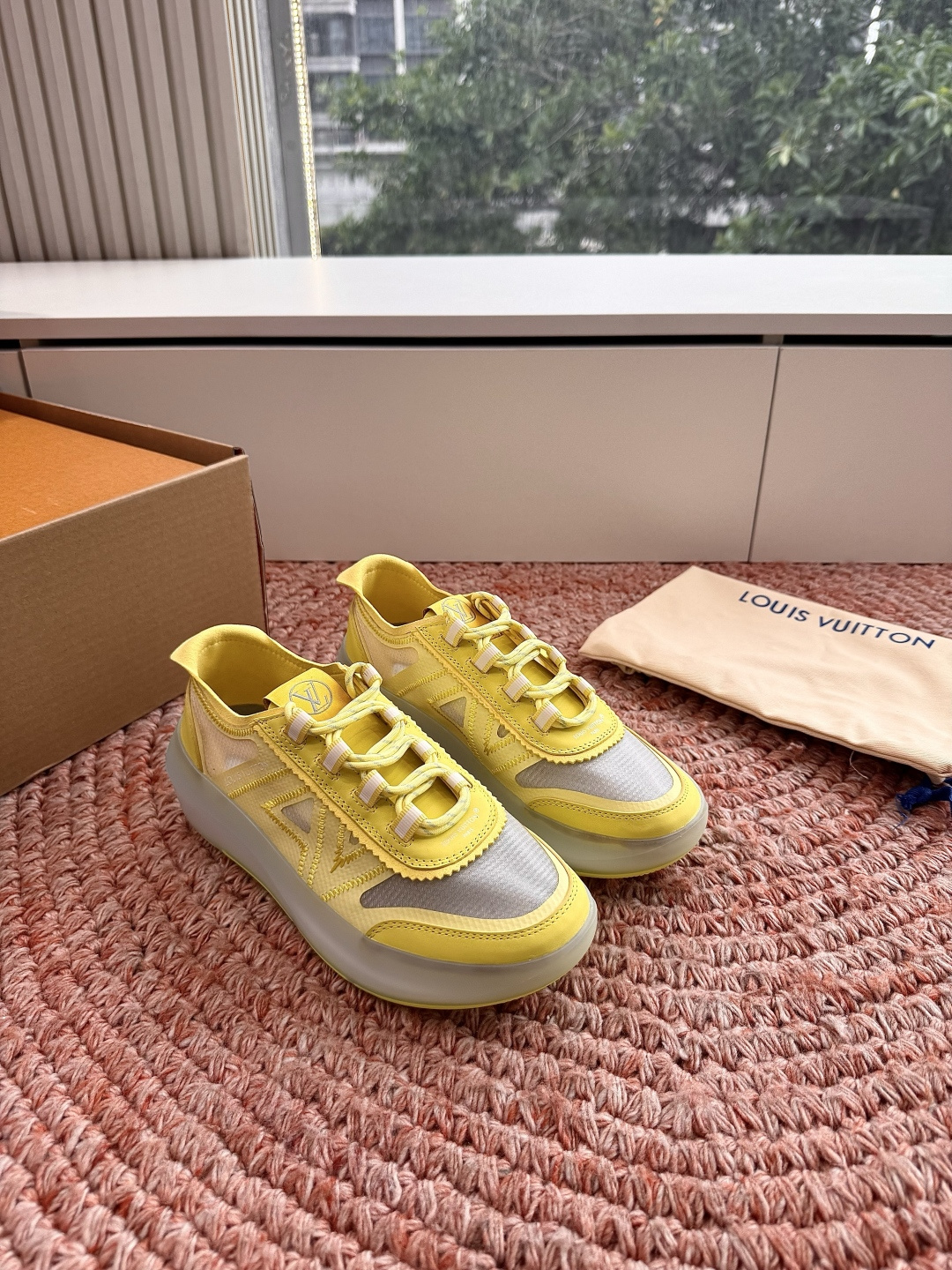 Designer Sneaker