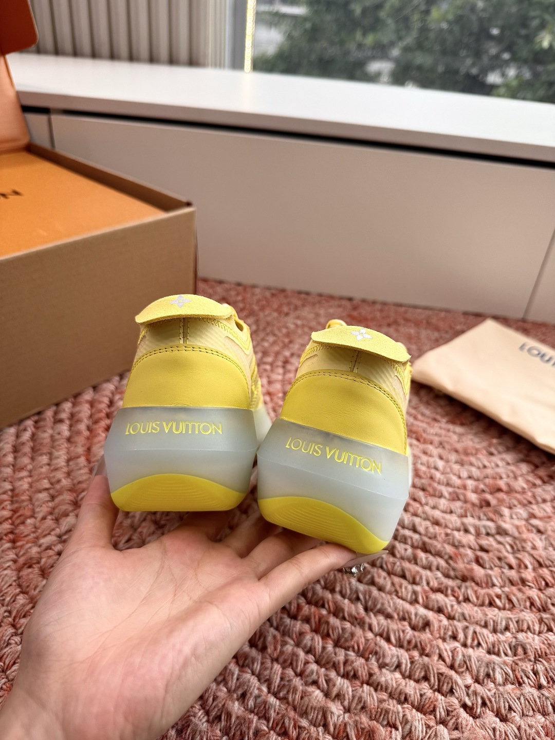 Designer Sneaker