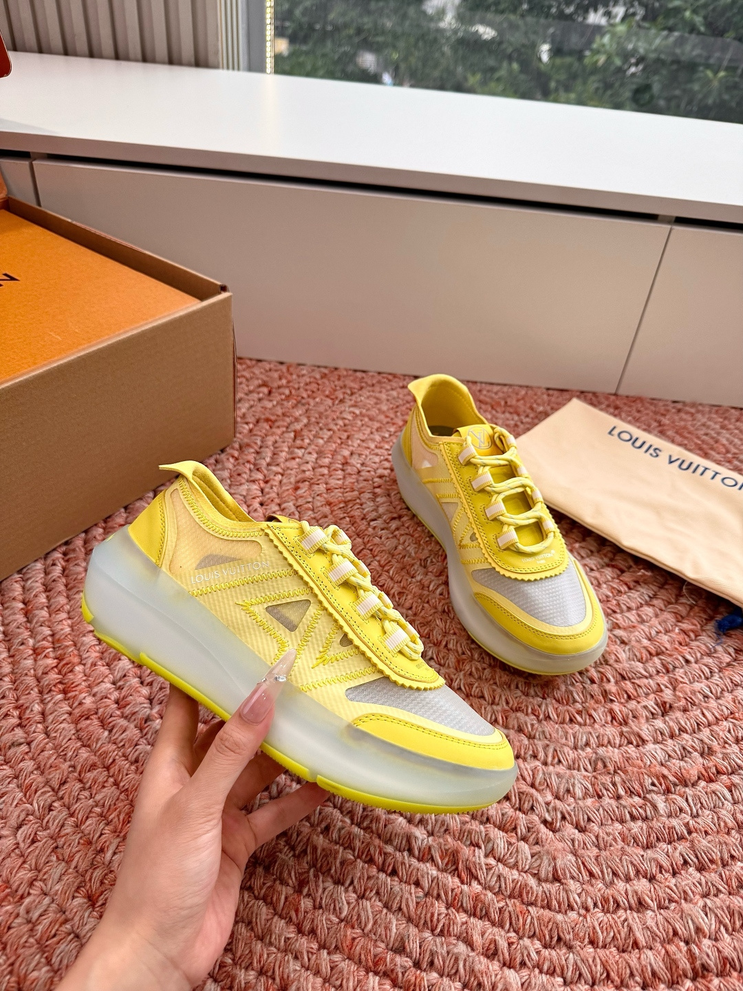 Designer Sneaker