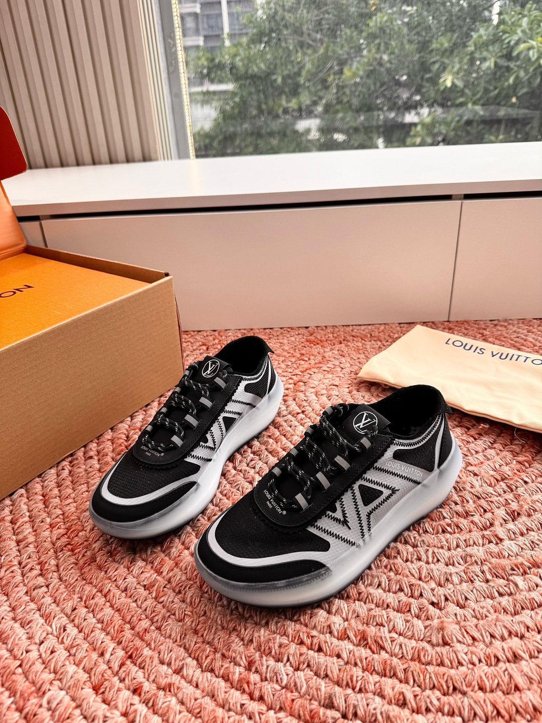 Designer Sneaker