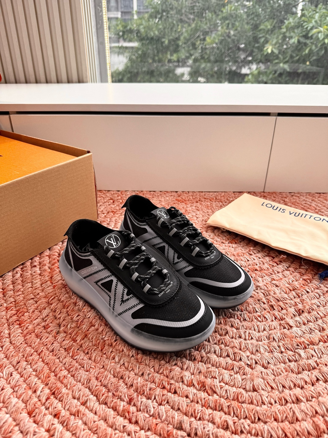Designer Sneaker