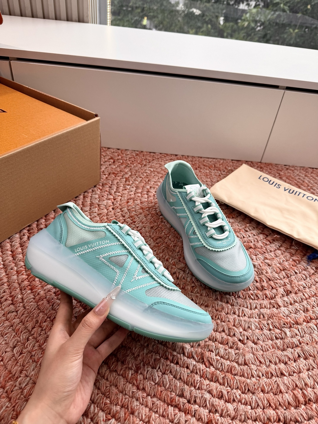 Designer Sneaker