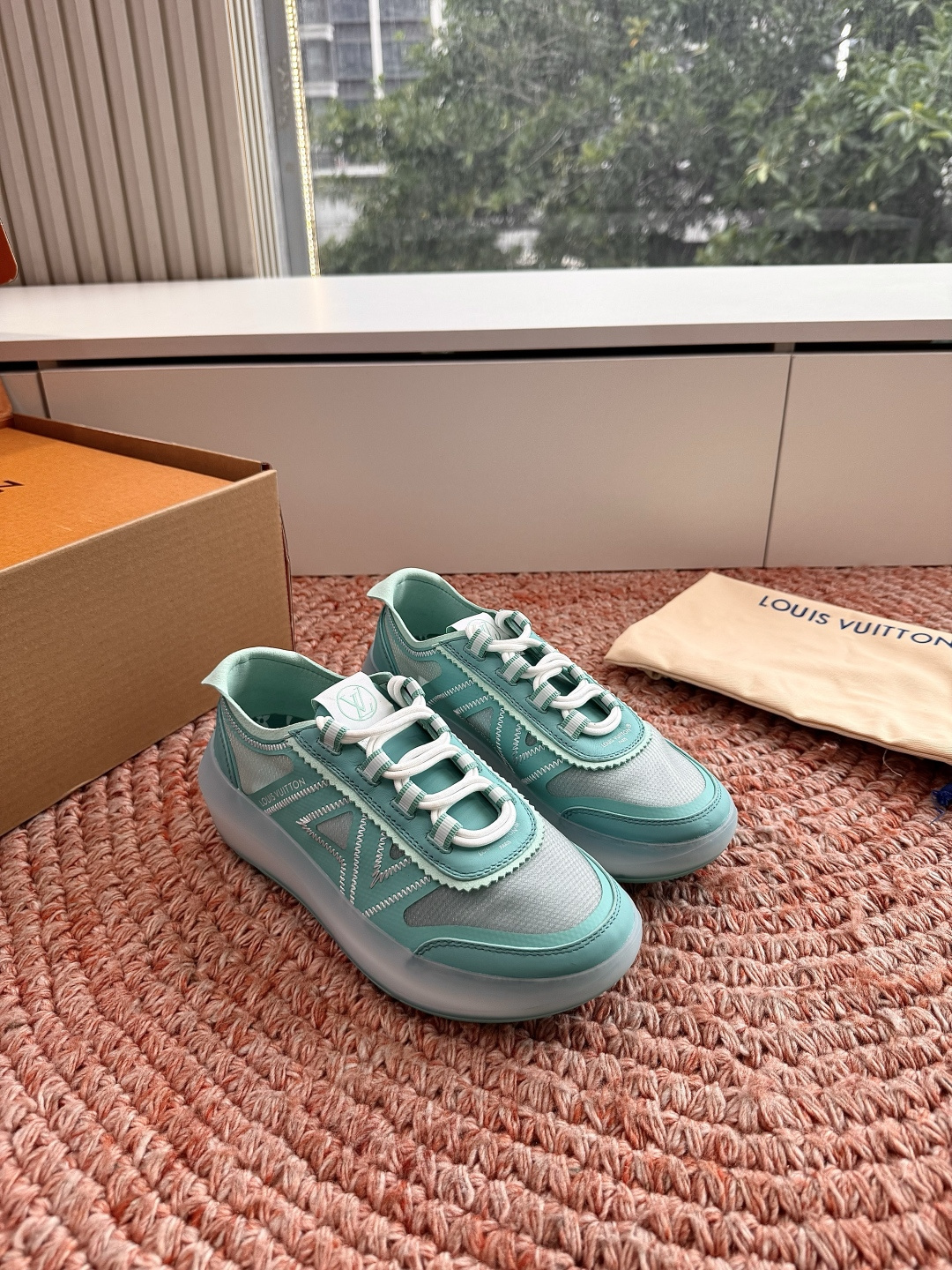 Designer Sneaker