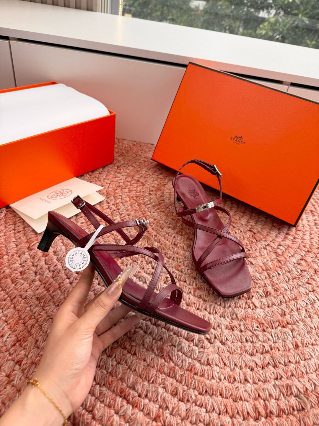 🌾G393顶级品质Hermès/爱马仕2026新品Kelly扣细带猫跟凉鞋当Kelly包的传奇基因邂逅夏