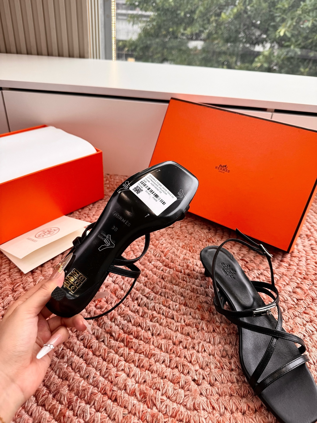🌾G393顶级品质Hermès/爱马仕2026新品Kelly扣细带猫跟凉鞋当Kelly包的传奇基因邂逅夏