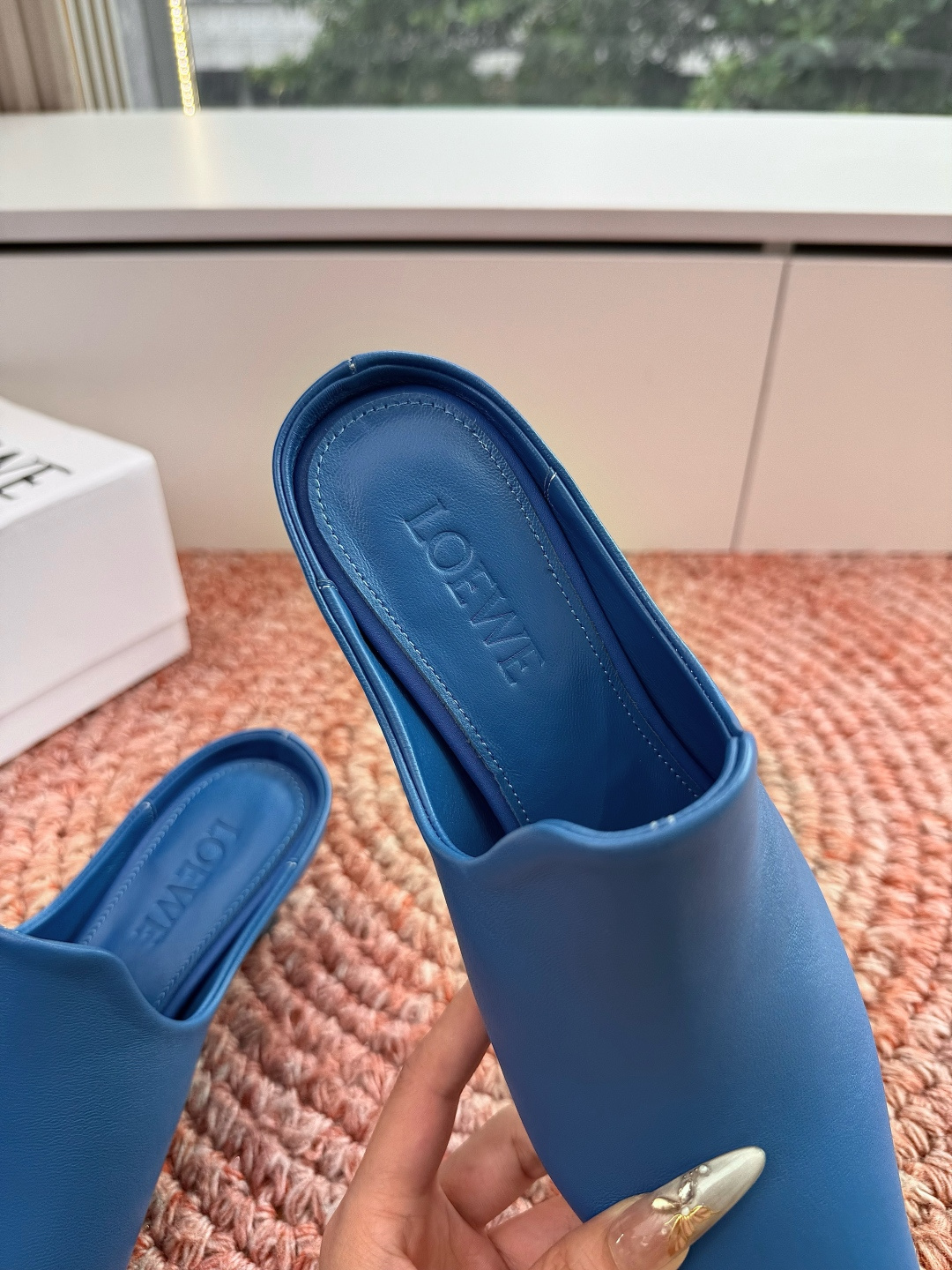 🌾G042顶级品质LOEWE 罗意威穆乐法式复古感的拖鞋来啦！✔️饰以Anagram Pebble标志性