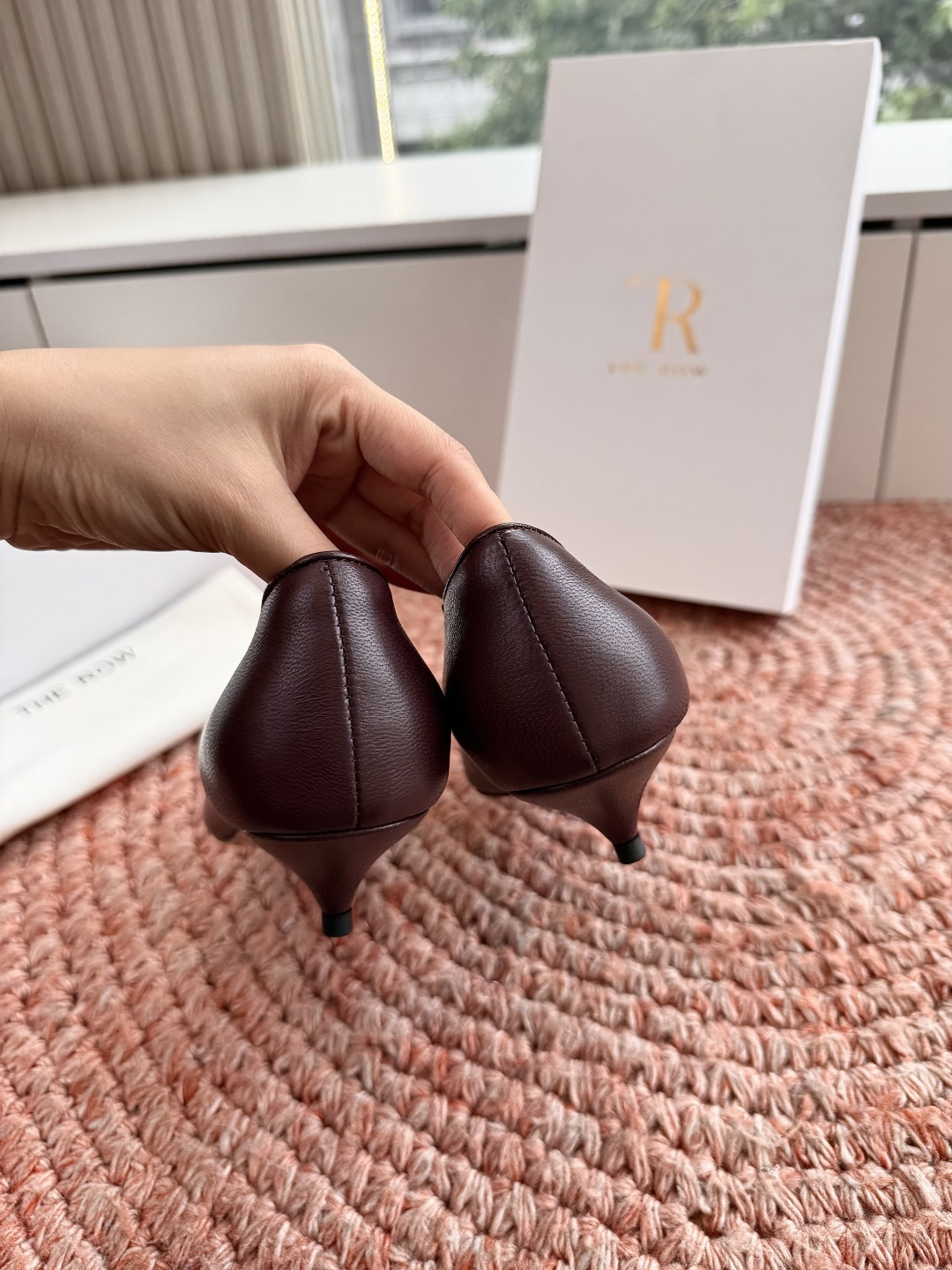 🌾所见即所得G213代购级别the roe慕乐包头拖鞋一定要收了它 有一丢高级又简约的感觉其实除了好看以 🌾所见即所得G213代购级别the roe慕乐包头拖鞋一定要收了它 有一丢高级又简约的感觉其实除了好看以