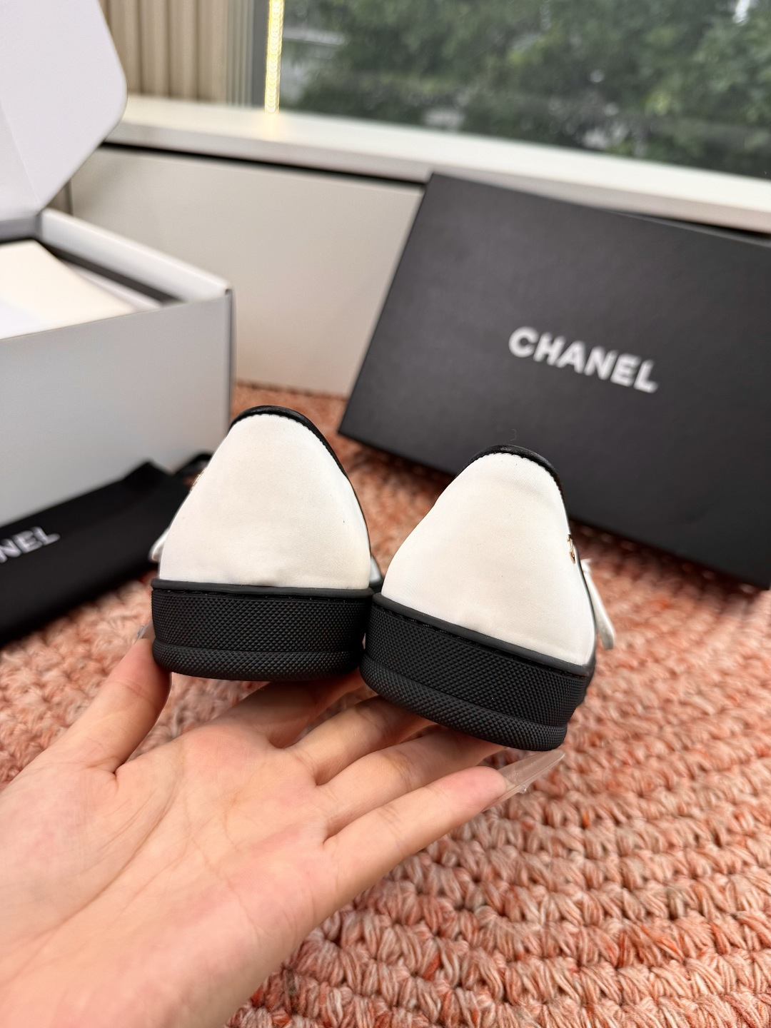 🌾G273顶级品质CHANEL26M🏖️懒人必备小红鞋今年九紫离火说是要穿点红色，一直想入好穿的红鞋，上