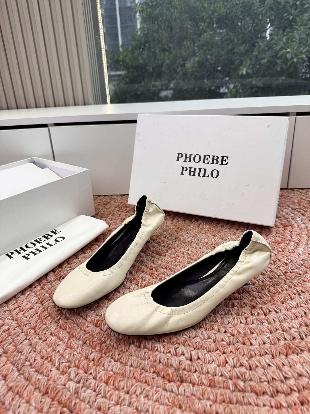 🌾G213顶级品质Phoebe Philo 26ss早春新款 小猫跟芭蕾舞鞋超软奶奶鞋小矮跟单鞋经典的芭