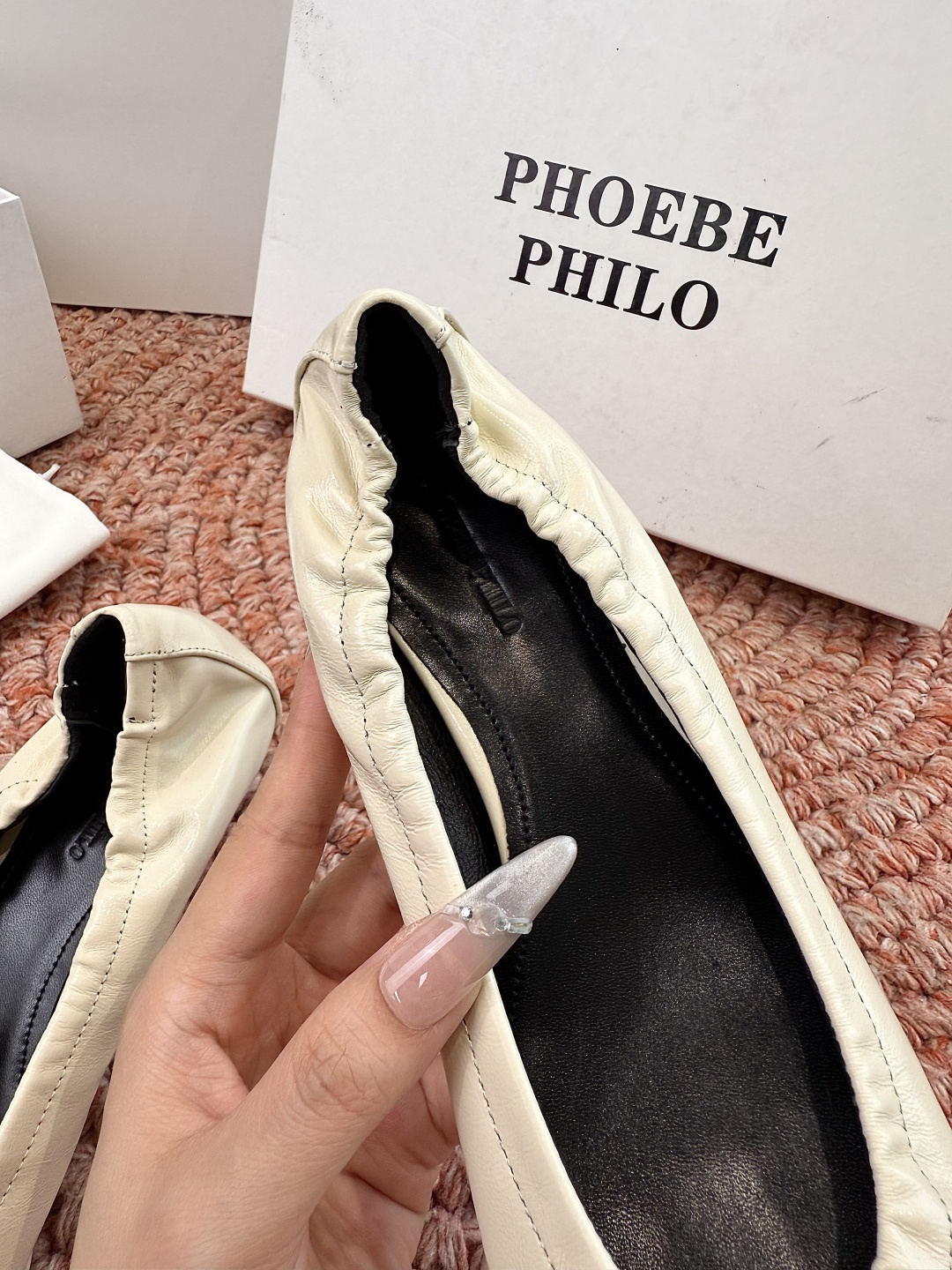 🌾G213顶级品质Phoebe Philo 26ss早春新款 小猫跟芭蕾舞鞋超软奶奶鞋小矮跟单鞋经典的芭