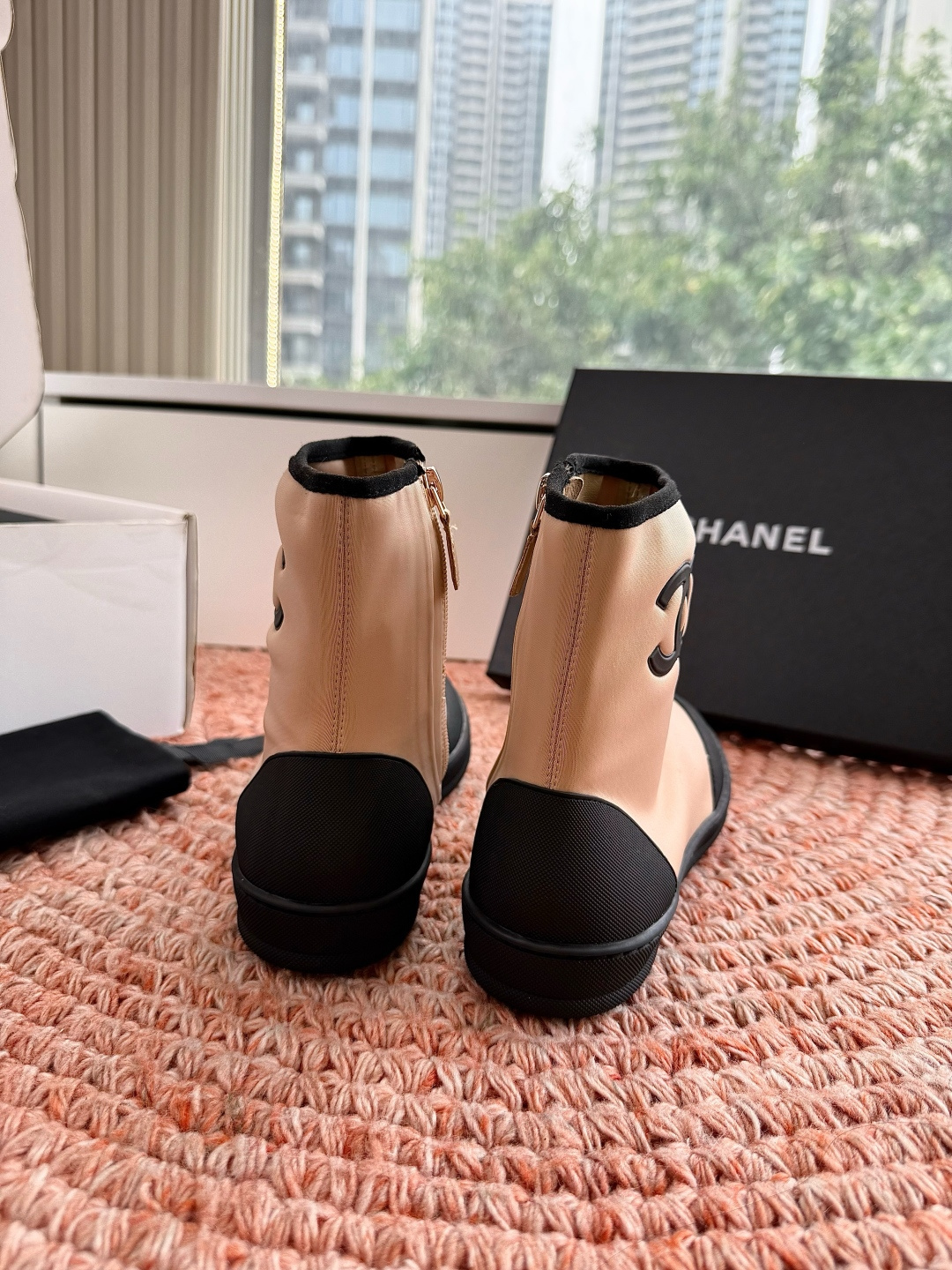 🌾G027顶级品质CHANEL26M🏖️懒人必备弹力靴今年九紫离火说是要穿点红色，一直想入好穿的红鞋，上