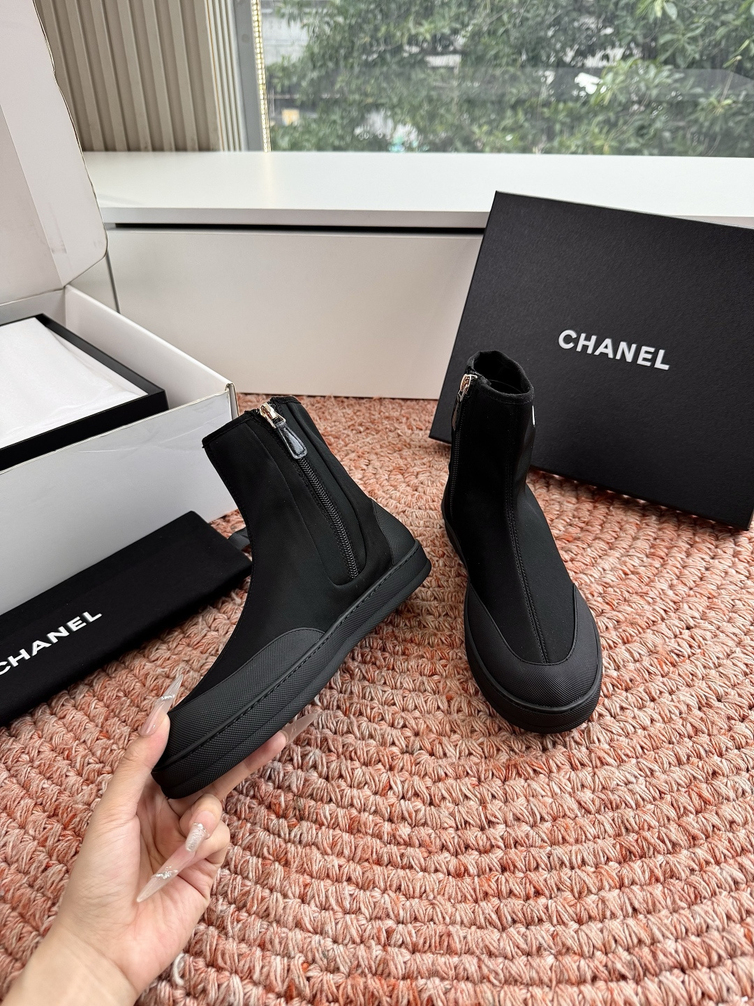 🌾G027顶级品质CHANEL26M🏖️懒人必备弹力靴今年九紫离火说是要穿点红色，一直想入好穿的红鞋，上