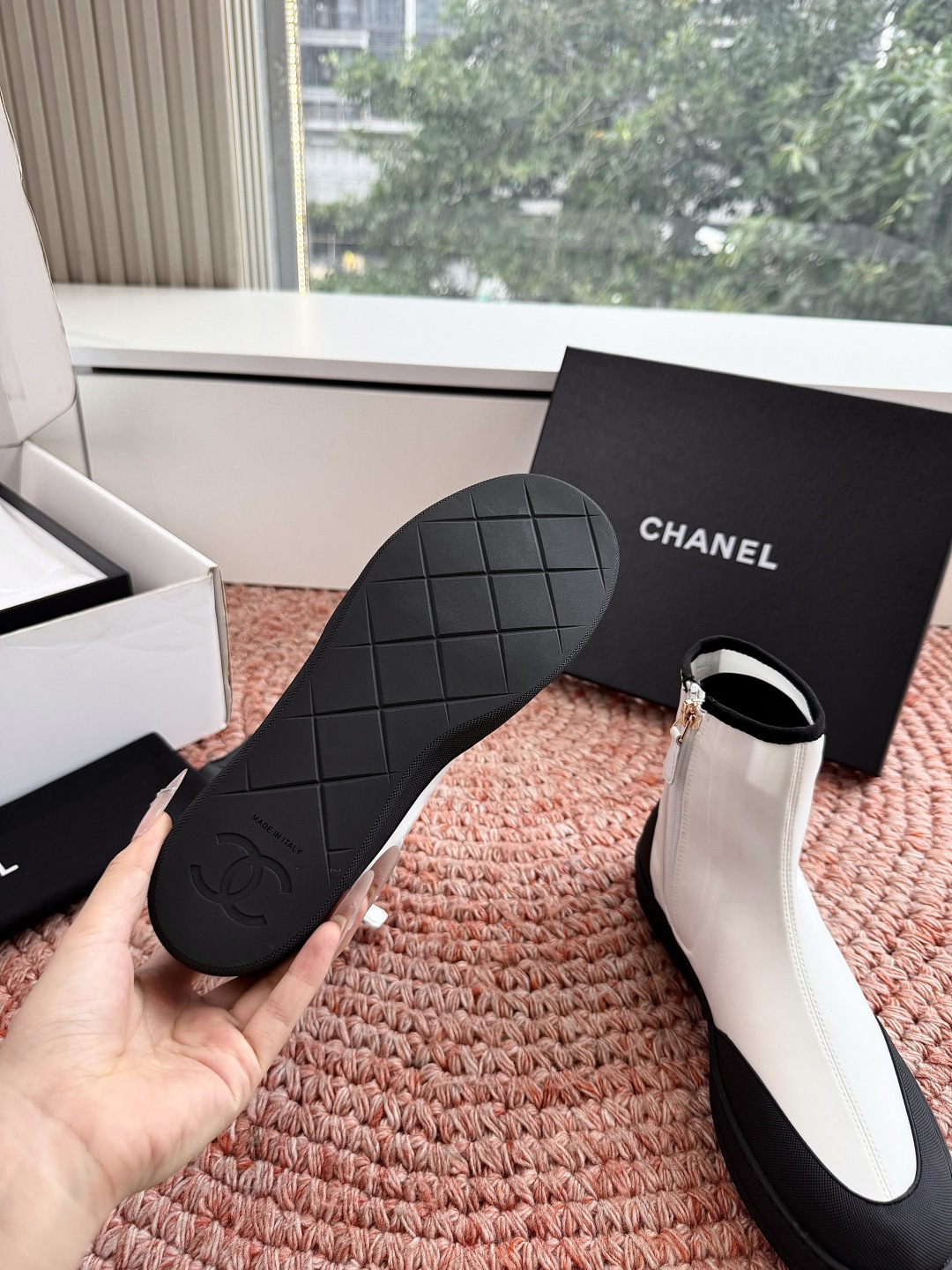 🌾G027顶级品质CHANEL26M🏖️懒人必备弹力靴今年九紫离火说是要穿点红色，一直想入好穿的红鞋，上