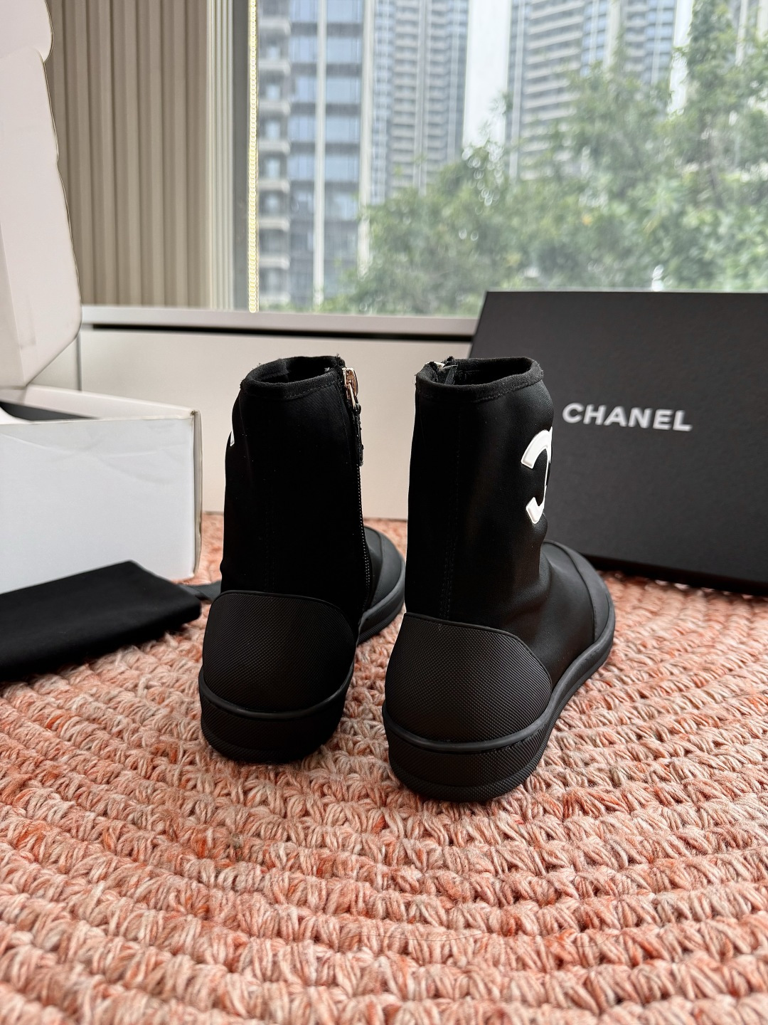 🌾G027顶级品质CHANEL26M🏖️懒人必备弹力靴今年九紫离火说是要穿点红色，一直想入好穿的红鞋，上