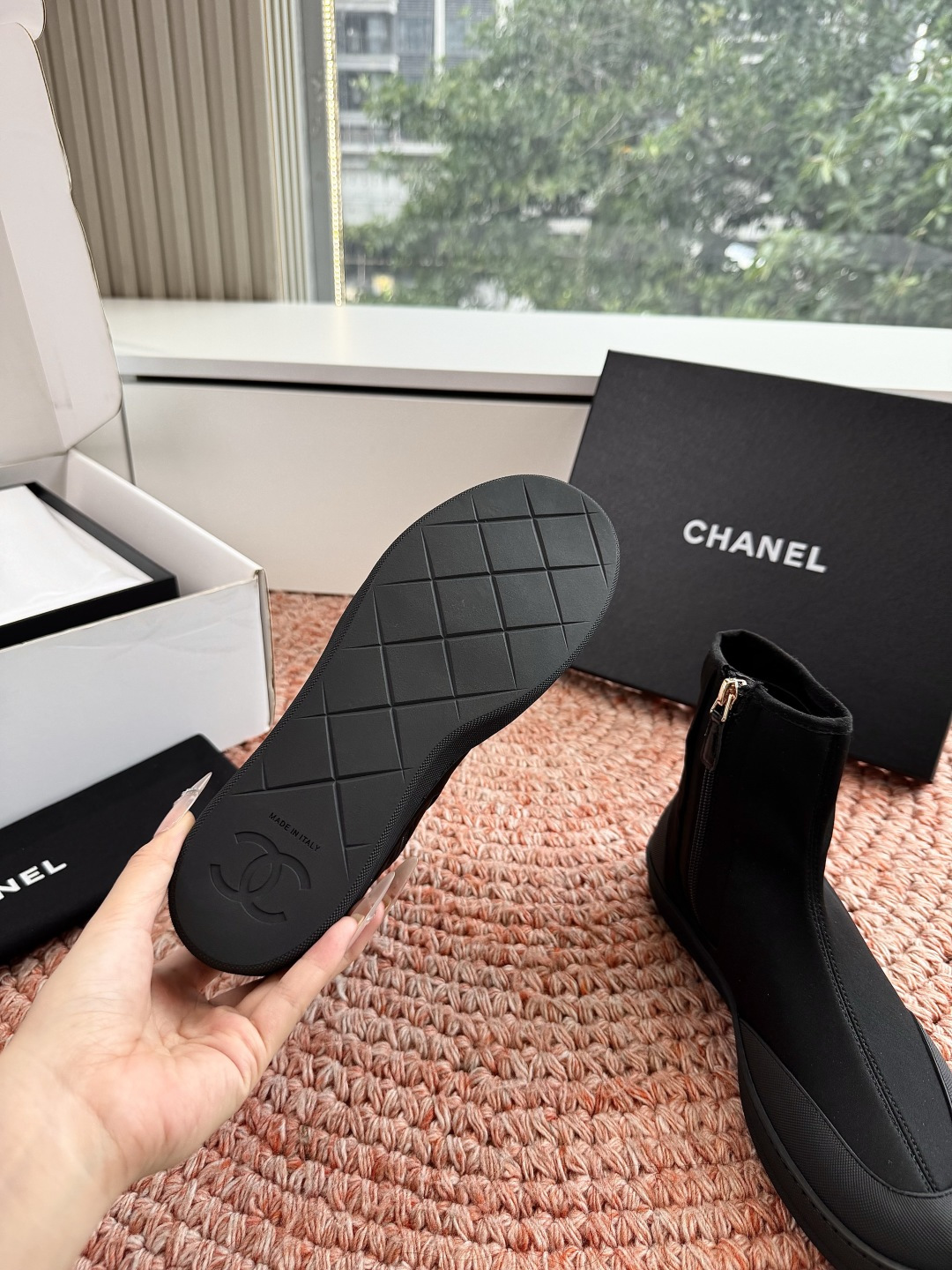 🌾G027顶级品质CHANEL26M🏖️懒人必备弹力靴今年九紫离火说是要穿点红色，一直想入好穿的红鞋，上