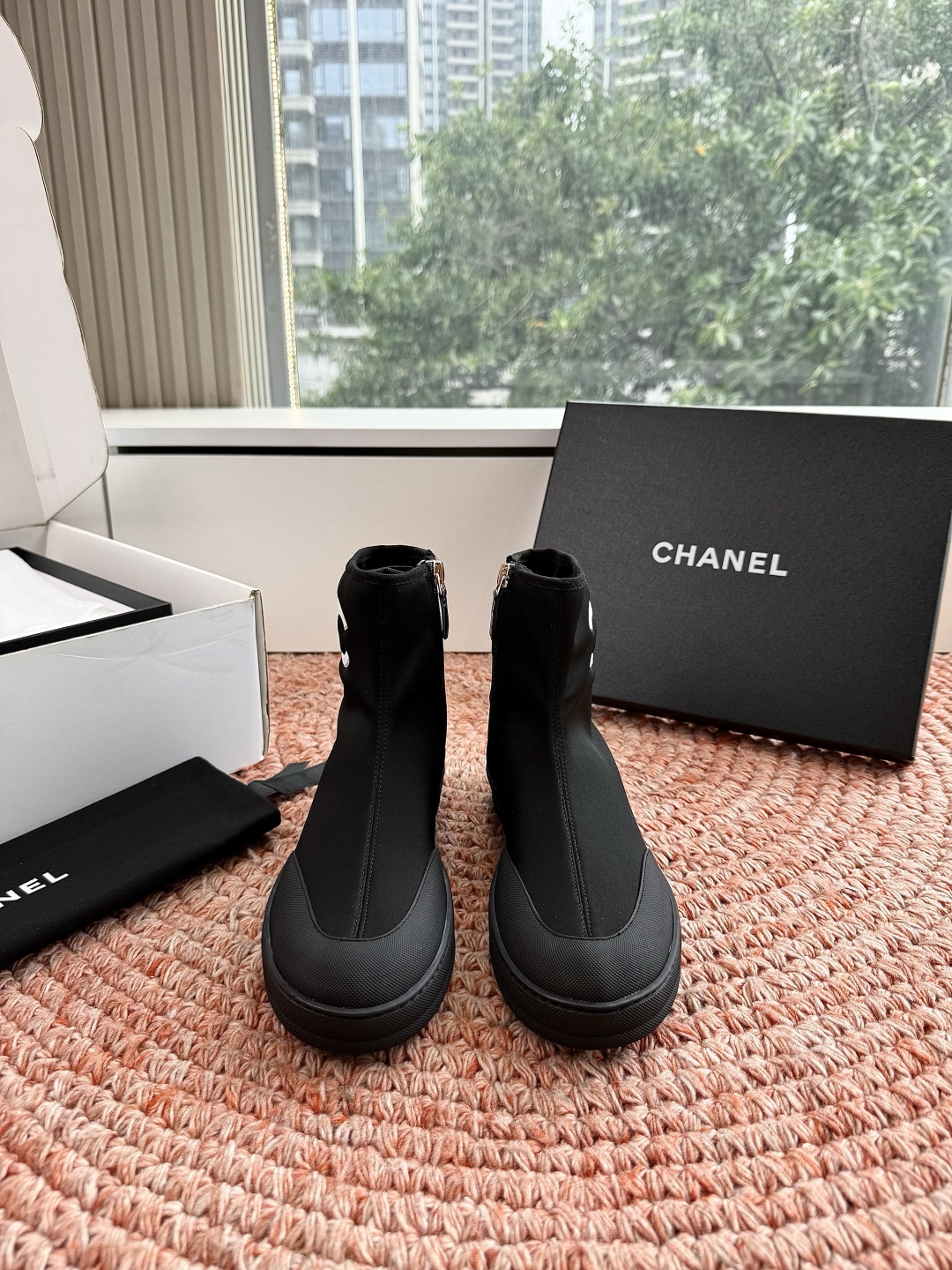 🌾G027顶级品质CHANEL26M🏖️懒人必备弹力靴今年九紫离火说是要穿点红色，一直想入好穿的红鞋，上