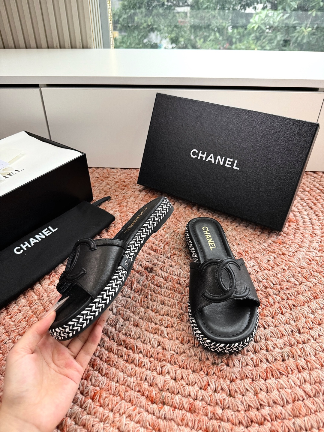 🌾G021顶级Chanel 2026ss小香沙滩凉鞋 顶级专柜品质 每年必入的经典款之一！最新出双C金属