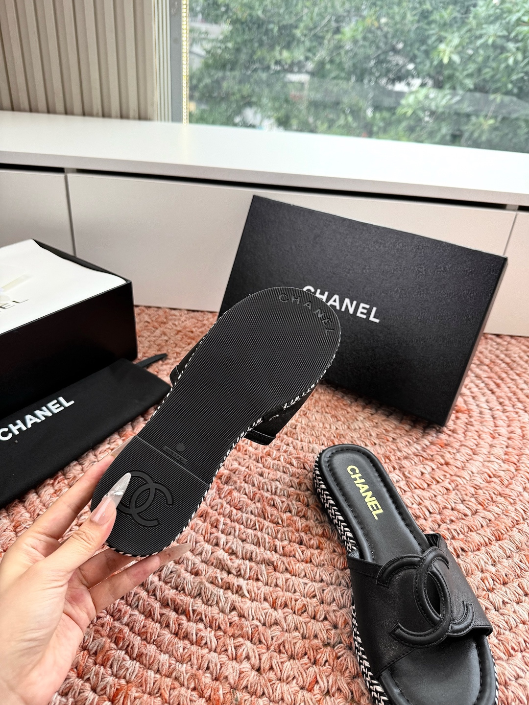 🌾G021顶级Chanel 2026ss小香沙滩凉鞋 顶级专柜品质 每年必入的经典款之一！最新出双C金属