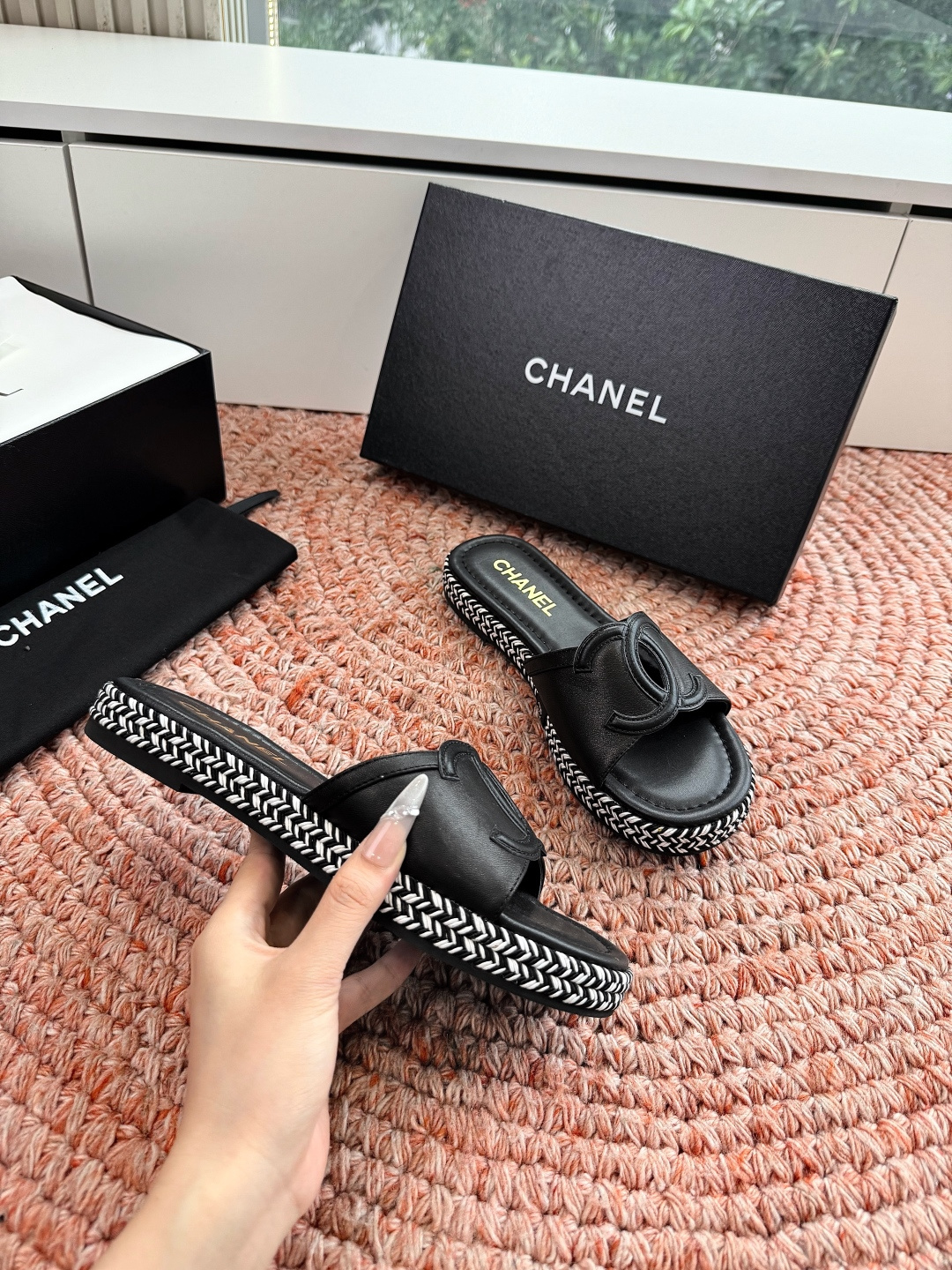 🌾G021顶级Chanel 2026ss小香沙滩凉鞋 顶级专柜品质 每年必入的经典款之一！最新出双C金属
