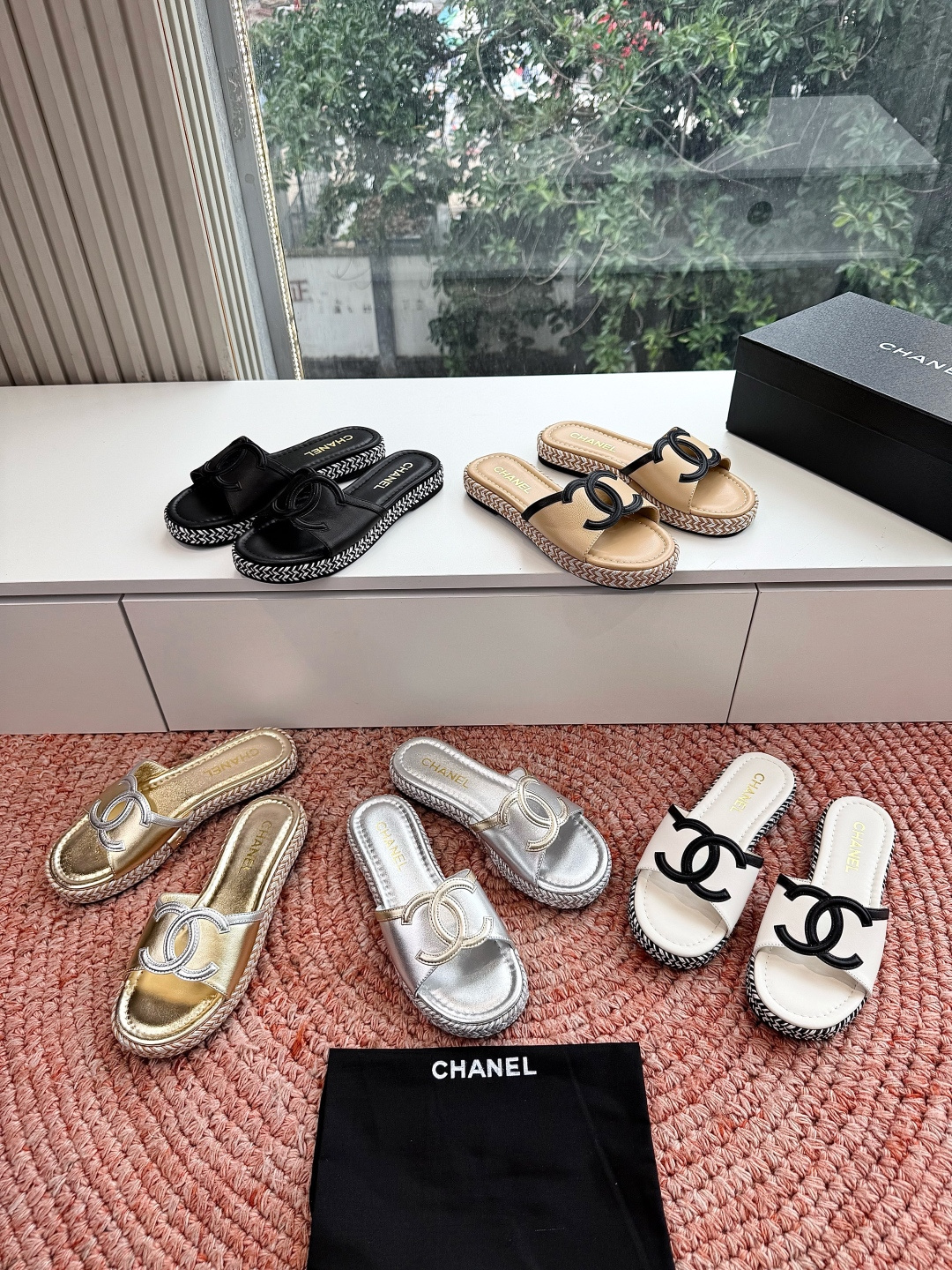 🌾G021顶级Chanel 2026ss小香沙滩凉鞋 顶级专柜品质 每年必入的经典款之一！最新出双C金属