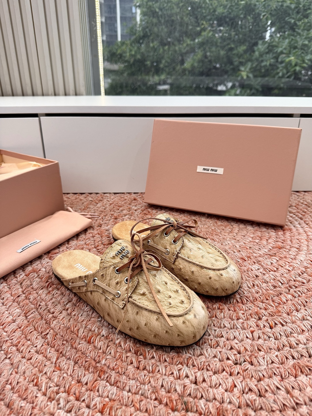 🌾配饰加10下单注明G261顶级品质甜酷女孩的鞋子清单，被MiuMiu承包了✨网面玛丽珍鞋，朋克皮带＋网