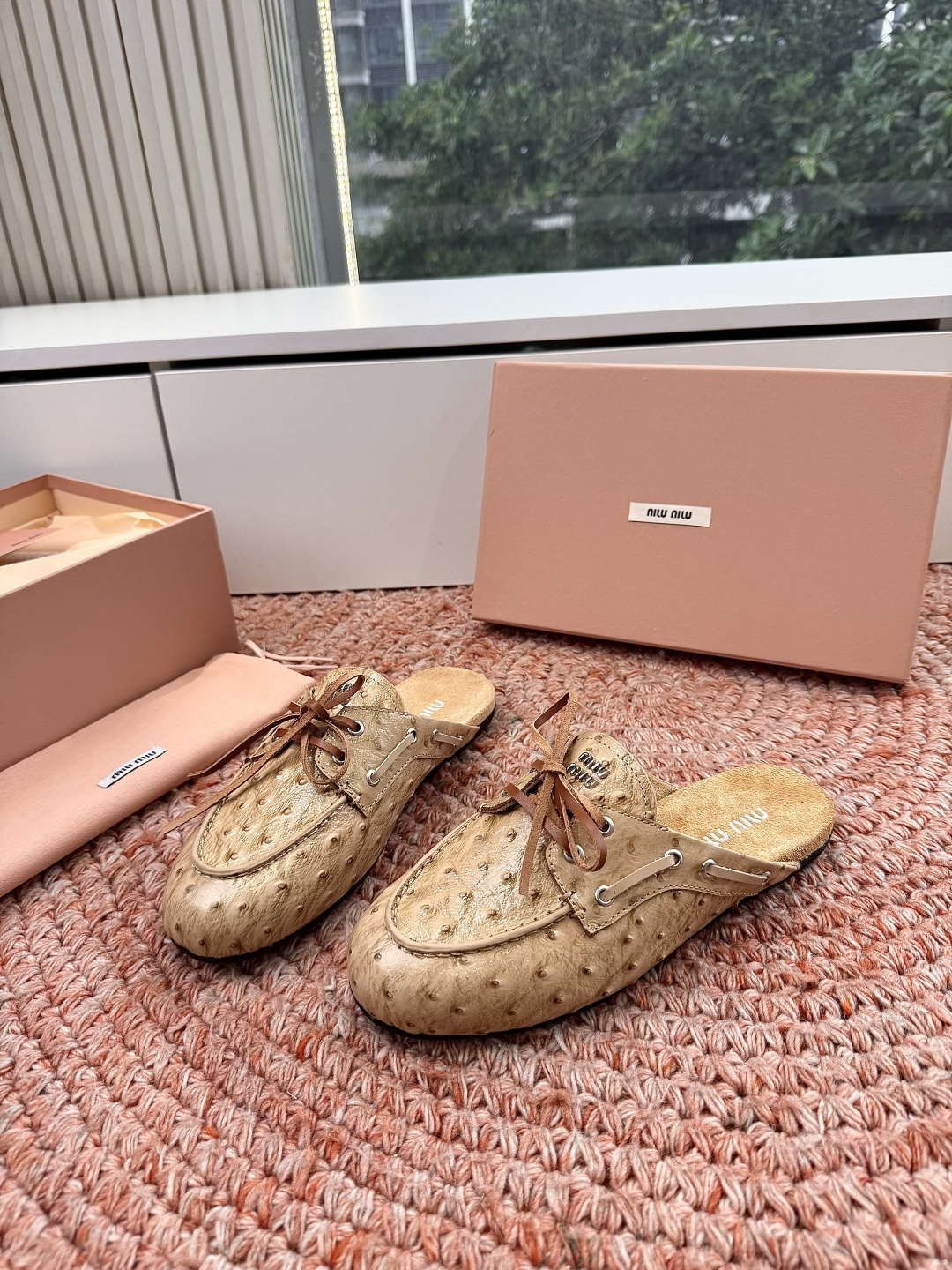 🌾配饰加10下单注明G261顶级品质甜酷女孩的鞋子清单，被MiuMiu承包了✨网面玛丽珍鞋，朋克皮带＋网