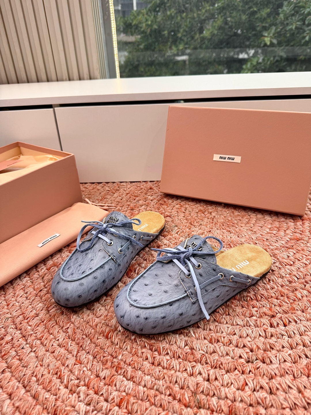 🌾配饰加10下单注明G261顶级品质甜酷女孩的鞋子清单，被MiuMiu承包了✨网面玛丽珍鞋，朋克皮带＋网