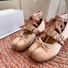 P🌾 G012Maison Margiela* 马吉拉𝟐𝟔𝐀𝐖新品MM6分趾tabi芭蕾鞋|极简主义的柔 P🌾 G012Maison Margiela* 马吉拉𝟐𝟔𝐀𝐖新品MM6分趾tabi芭蕾鞋|极简主义的柔