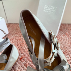P🌾 G012Maison Margiela* 马吉拉𝟐𝟔𝐀𝐖新品MM6分趾tabi芭蕾鞋|极简主义的柔 P🌾 G012Maison Margiela* 马吉拉𝟐𝟔𝐀𝐖新品MM6分趾tabi芭蕾鞋|极简主义的柔
