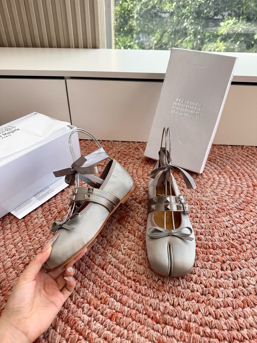 P🌾 G012Maison Margiela* 马吉拉𝟐𝟔𝐀𝐖新品MM6分趾tabi芭蕾鞋|极简主义的柔 P🌾 G012Maison Margiela* 马吉拉𝟐𝟔𝐀𝐖新品MM6分趾tabi芭蕾鞋|极简主义的柔