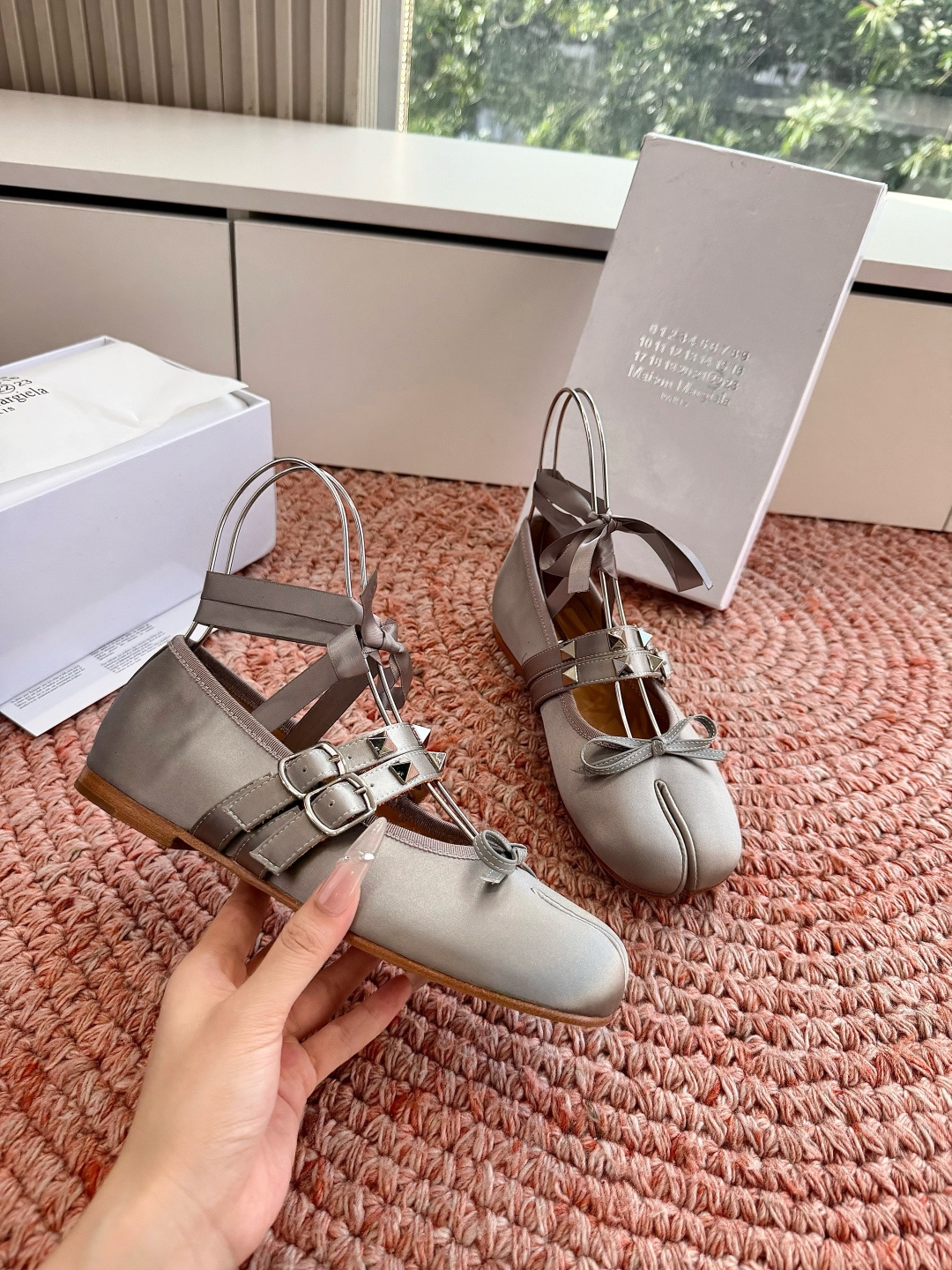 P🌾 G012Maison Margiela* 马吉拉𝟐𝟔𝐀𝐖新品MM6分趾tabi芭蕾鞋|极简主义的柔 P🌾 G012Maison Margiela* 马吉拉𝟐𝟔𝐀𝐖新品MM6分趾tabi芭蕾鞋|极简主义的柔