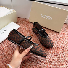 🌾G213Unfolio 26ss 夏季新款简约而不简单 交叉带设计 勾勒随性线条透气网面质朴棕褐 还是 🌾G213Unfolio 26ss 夏季新款简约而不简单 交叉带设计 勾勒随性线条透气网面质朴棕褐 还是