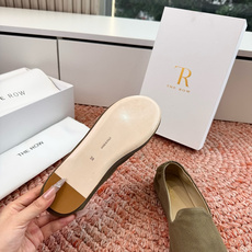 🌾所见即所得G679代购级别the roe慕乐乐福鞋玛丽珍鞋一定要收了它 有一丢高级又简约的感觉其实除了 🌾所见即所得G679代购级别the roe慕乐乐福鞋玛丽珍鞋一定要收了它 有一丢高级又简约的感觉其实除了
