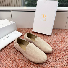 🌾所见即所得G679代购级别the roe慕乐乐福鞋玛丽珍鞋一定要收了它 有一丢高级又简约的感觉其实除了 🌾所见即所得G679代购级别the roe慕乐乐福鞋玛丽珍鞋一定要收了它 有一丢高级又简约的感觉其实除了